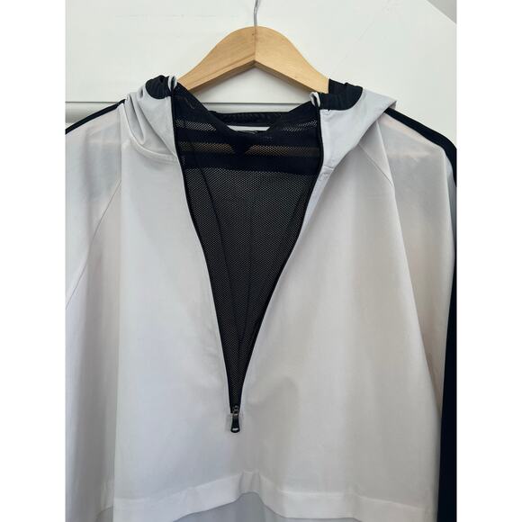 Under Armour Storm Loose Pullover Anorak Jacket Womens Size XL White Half Zip - Picture 14 of 16